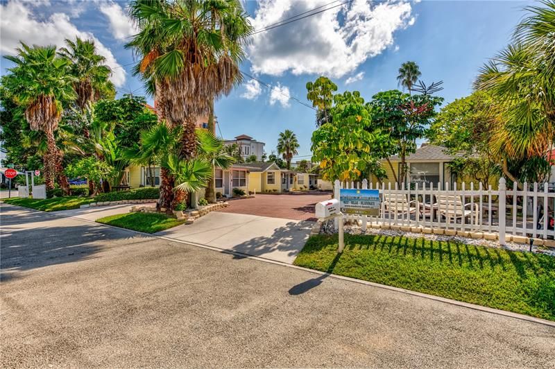 Recently Sold: $2,497,000 (0 beds, 0 baths, 3136 Square Feet)