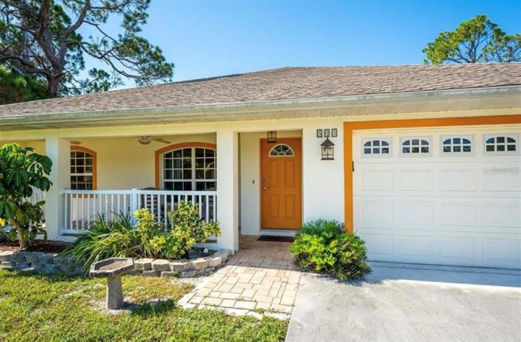 Recently Rented: $3,575 (3 beds, 2 baths, 1622 Square Feet)