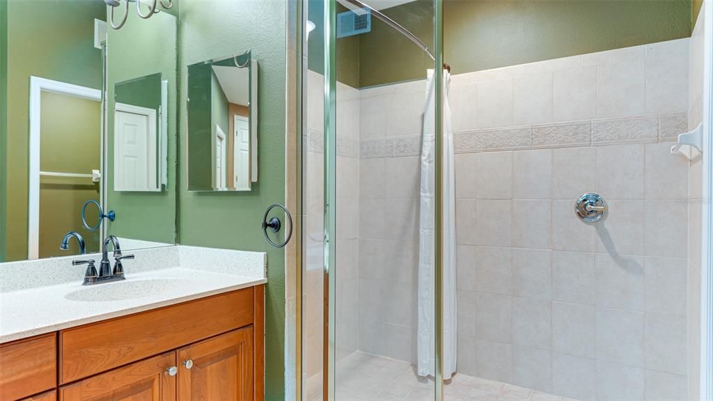 For Rent: $5,000 (3 beds, 2 baths, 1666 Square Feet)