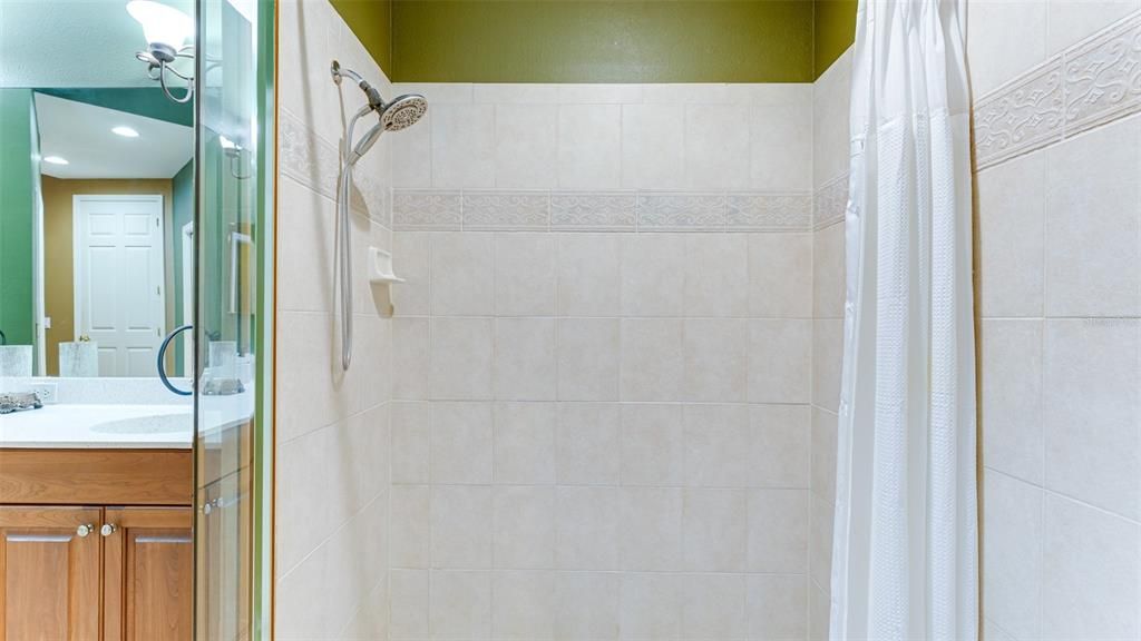 For Rent: $5,000 (3 beds, 2 baths, 1666 Square Feet)