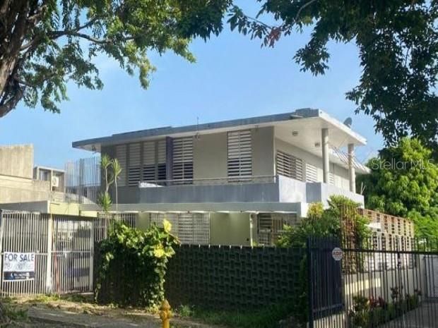 Recently Sold: $285,000 (8 beds, 5 baths, 4233 Square Feet)