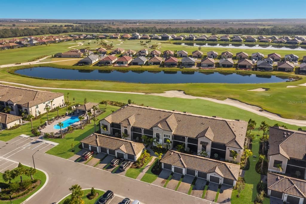 Recently Sold: $525,000 (2 beds, 2 baths, 1569 Square Feet)