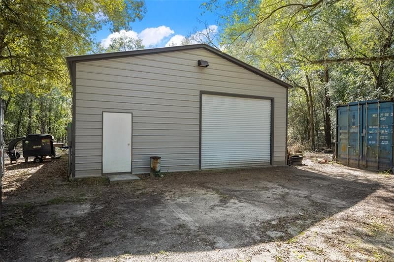 detached garage