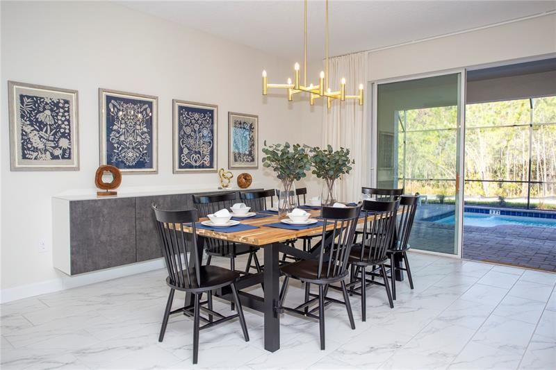 Recently Sold: $875,000 (7 beds, 5 baths, 4134 Square Feet)