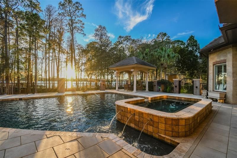 Recently Sold: $3,499,900 (5 beds, 5 baths, 7291 Square Feet)