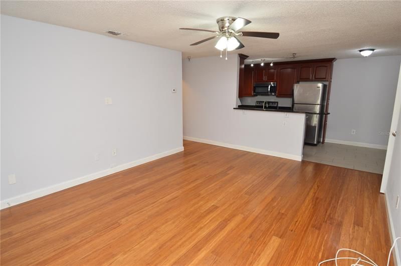 Recently Rented: $2,000 (2 beds, 2 baths, 1028 Square Feet)