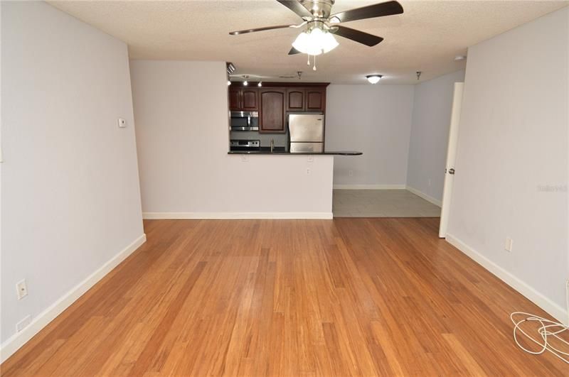 Recently Rented: $2,000 (2 beds, 2 baths, 1028 Square Feet)