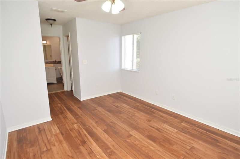 Recently Rented: $2,000 (2 beds, 2 baths, 1028 Square Feet)