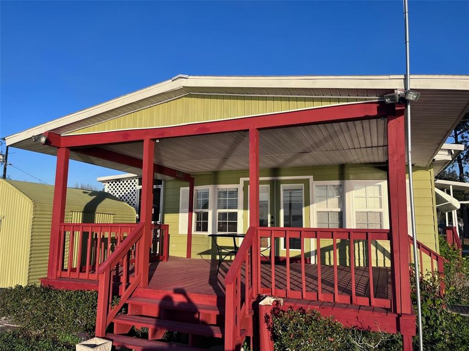 Recently Sold: $149,900 (2 beds, 2 baths, 1088 Square Feet)