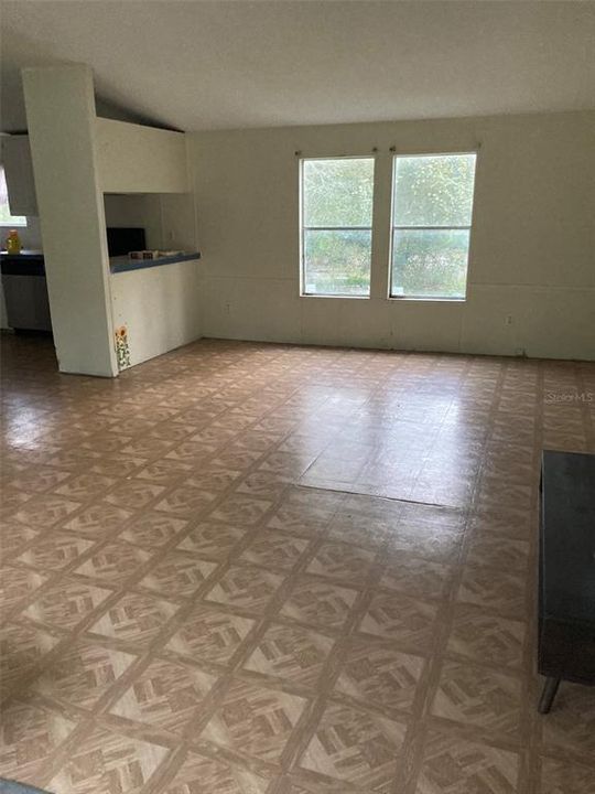 Vendido Recientemente: $115,000 (3 camas, 2 baños, 1152 Pies cuadrados)