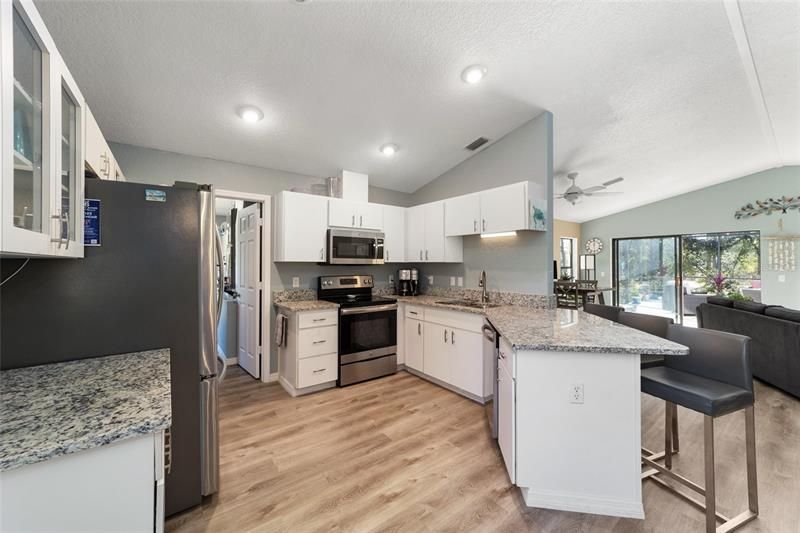 Recently Sold: $292,400 (2 beds, 2 baths, 1571 Square Feet)