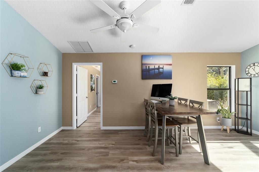 Recently Sold: $292,400 (2 beds, 2 baths, 1571 Square Feet)