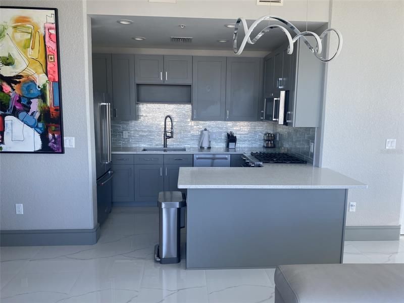 Recently Sold: $625,000 (2 beds, 2 baths, 1285 Square Feet)