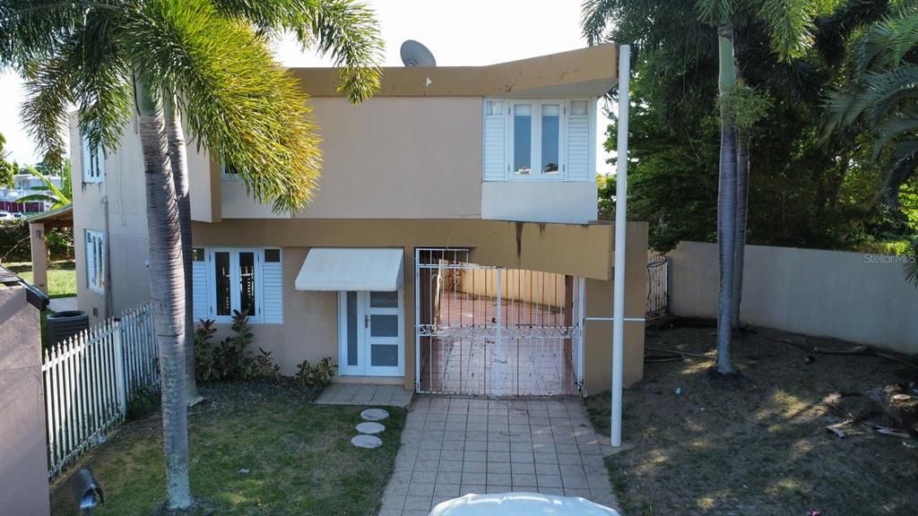 Vendido Recientemente: $249,000 (3 camas, 2 baños, 1352 Pies cuadrados)