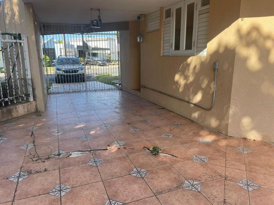 Vendido Recientemente: $249,000 (3 camas, 2 baños, 1352 Pies cuadrados)