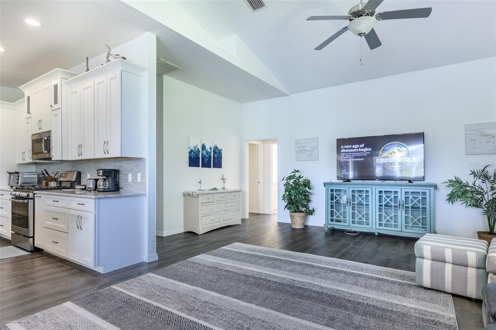 В аренду: $5,000 (4 спален, 3 ванн, 3051 Квадратных фут)