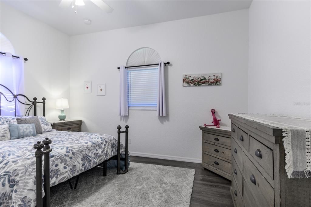 В аренду: $5,000 (4 спален, 3 ванн, 3051 Квадратных фут)