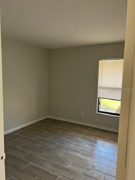 Recently Rented: $1,250 (1 beds, 1 baths, 810 Square Feet)