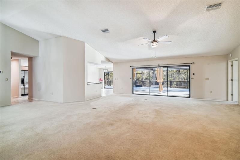 Recently Sold: $679,500 (4 beds, 2 baths, 3492 Square Feet)