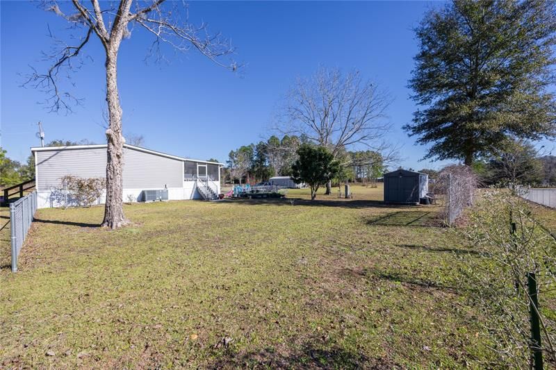 Recently Sold: $290,000 (3 beds, 2 baths, 1920 Square Feet)
