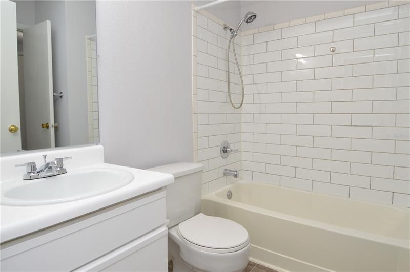 最近租的: $1,700 (2 贝兹, 2 浴室, 1174 平方英尺)