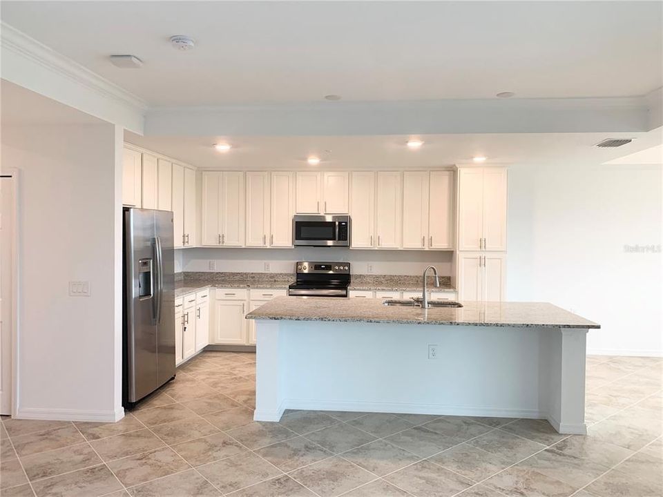 Recently Rented: $2,495 (2 beds, 2 baths, 1198 Square Feet)