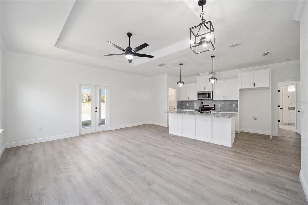Active With Contract: $339,600 (3 beds, 2 baths, 1569 Square Feet)