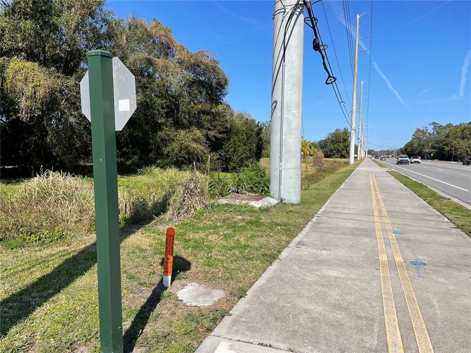 合同活跃: $650,000 (1.46 acres)