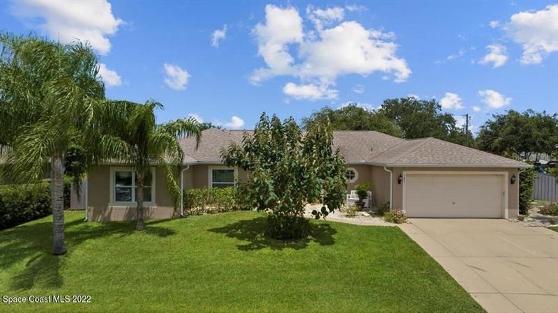 Welcome Home! This updated, 5 bed, pool home on larger lot has all you are looking for. Come see today!