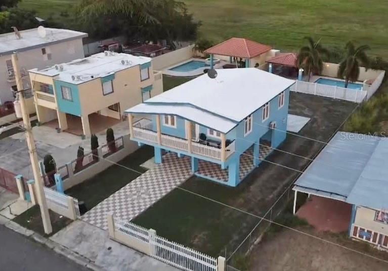 Recently Sold: $285,000 (3 beds, 2 baths, 863 Square Feet)