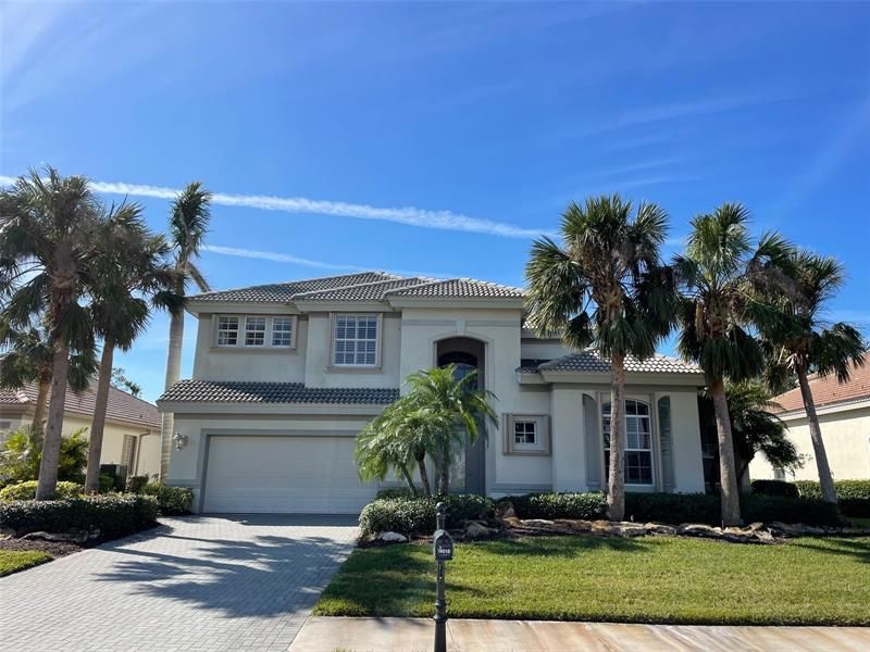 Recently Sold: $1,000,000 (3 beds, 3 baths, 3445 Square Feet)