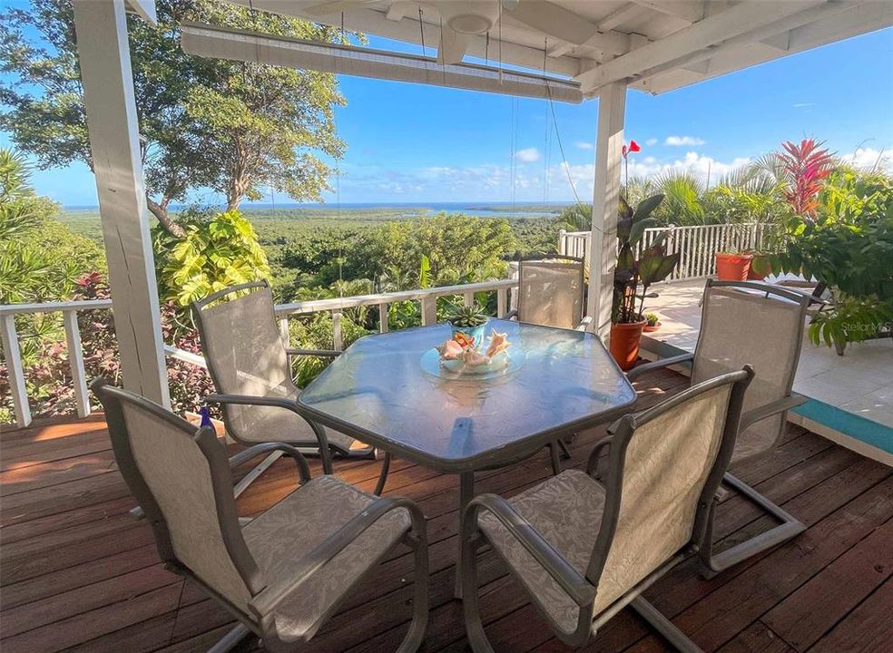 Recently Sold: $595,000 (3 beds, 2 baths, 1509 Square Feet)