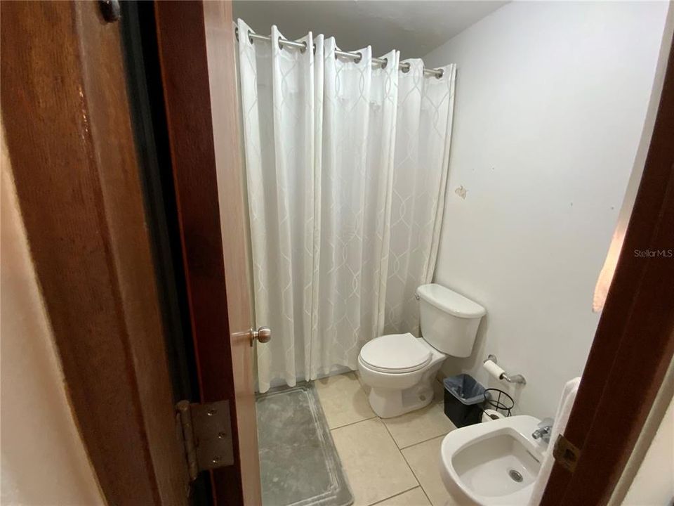 Vendido Recientemente: $314,900 (4 camas, 2 baños, 1850 Pies cuadrados)