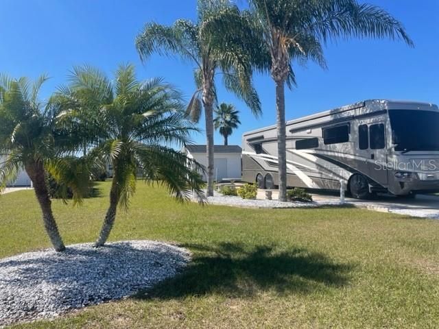 En Venta: $179,900 (0.16 acres)