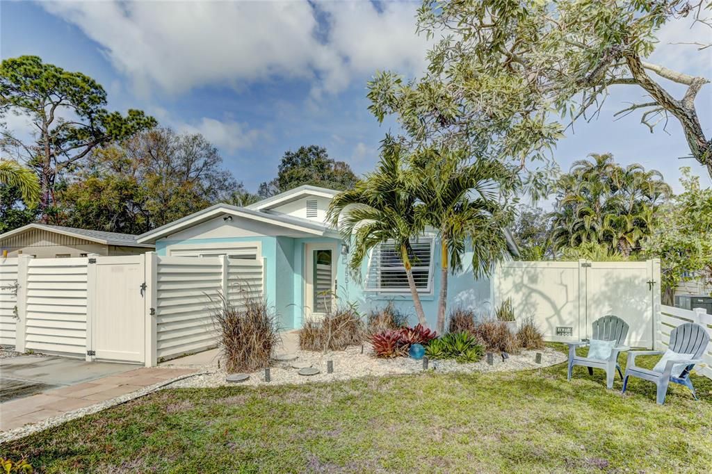 Recently Sold: $499,000 (3 beds, 2 baths, 1178 Square Feet)