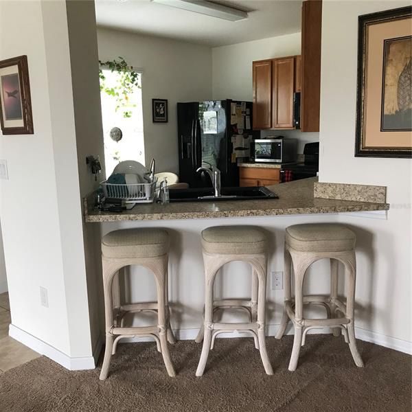 Recently Rented: $1,995 (3 beds, 2 baths, 1594 Square Feet)