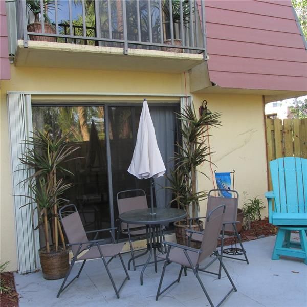 Recently Sold: $275,500 (2 beds, 2 baths, 1260 Square Feet)