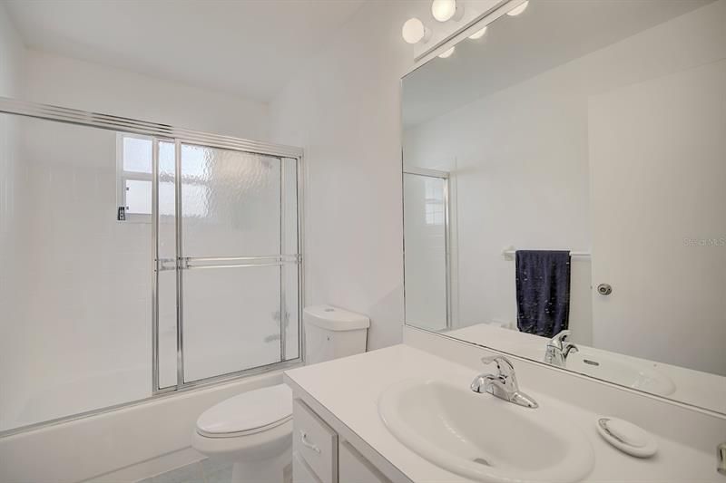 Recently Sold: $270,000 (2 beds, 2 baths, 1056 Square Feet)