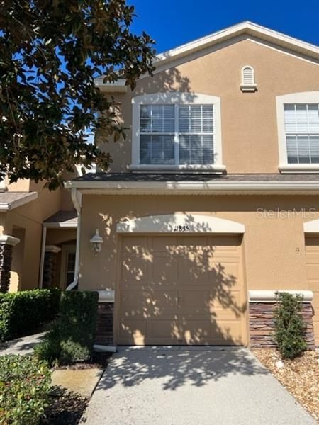 Recently Rented: $1,800 (3 beds, 2 baths, 1330 Square Feet)