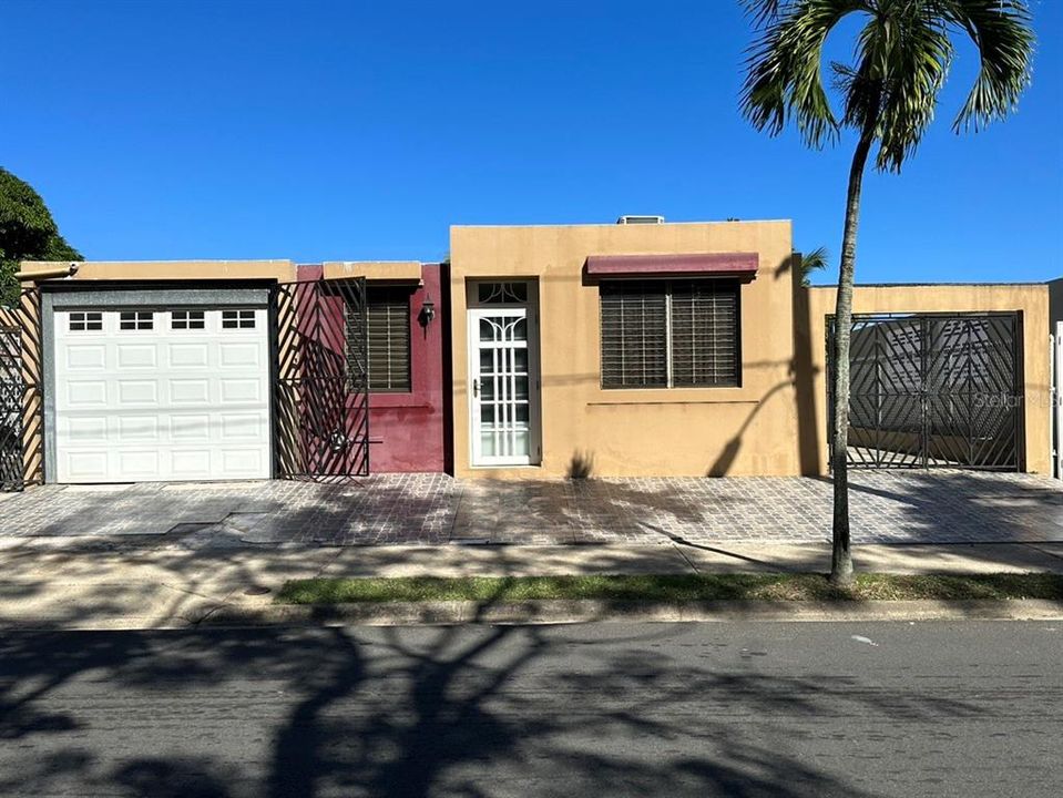 Vendido Recientemente: $109,000 (3 camas, 1 baños, 780 Pies cuadrados)