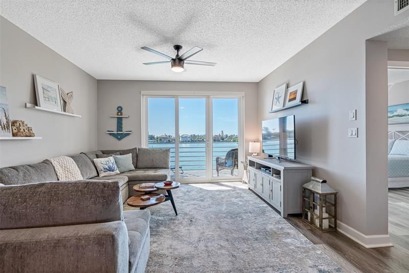 Recently Sold: $660,000 (2 beds, 2 baths, 1145 Square Feet)