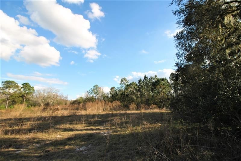 En Venta: $139,000 (3.53 acres)