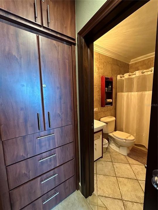 待售: $850,000 (2 贝兹, 2 浴室, 1138.53 平方英尺)