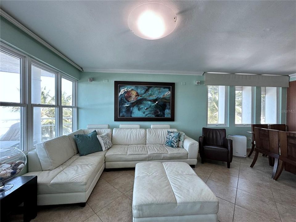 待售: $850,000 (2 贝兹, 2 浴室, 1138.53 平方英尺)