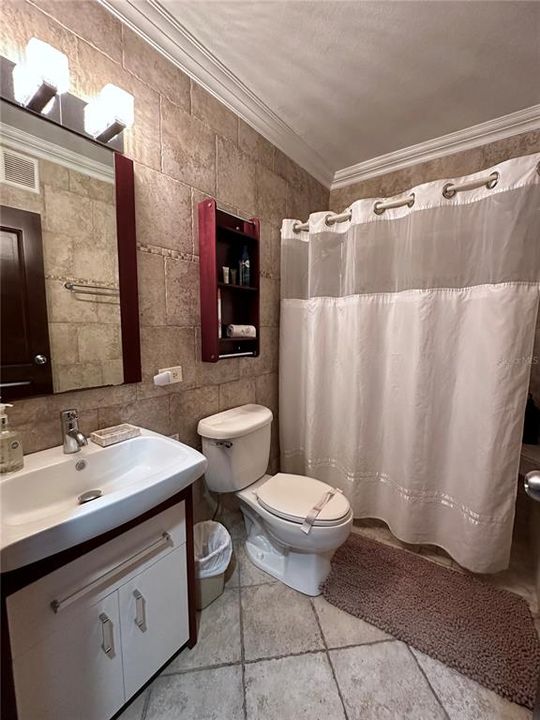 待售: $850,000 (2 贝兹, 2 浴室, 1138.53 平方英尺)