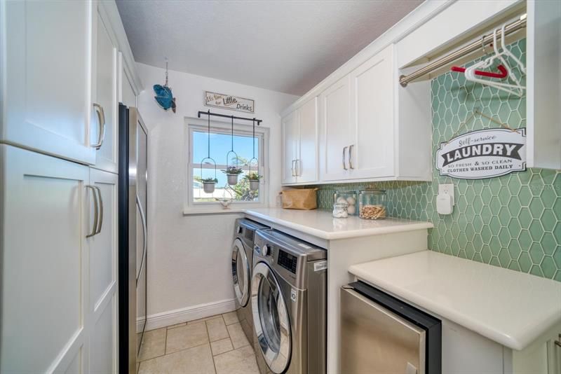 Recently Sold: $1,650,000 (3 beds, 2 baths, 2138 Square Feet)