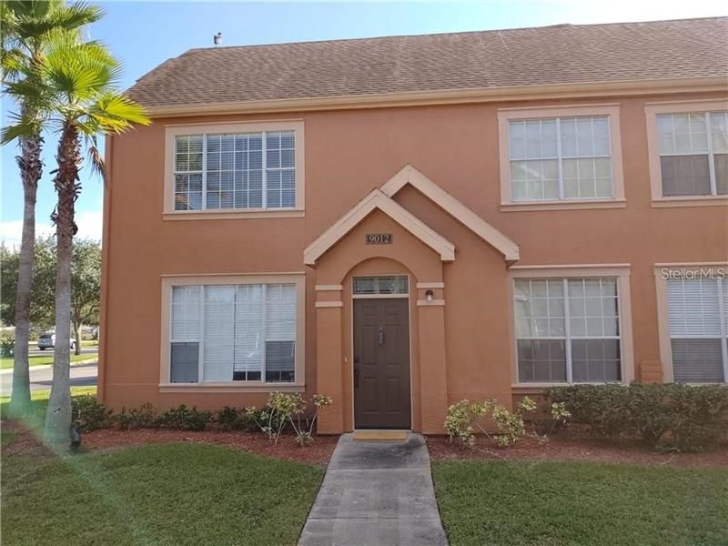 Recently Rented: $1,750 (2 beds, 2 baths, 1168 Square Feet)