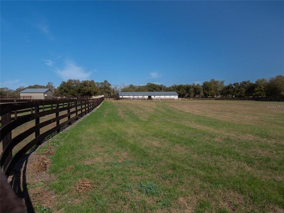 For Sale: $4,900,000 (1 beds, 1 baths, 800 Square Feet)