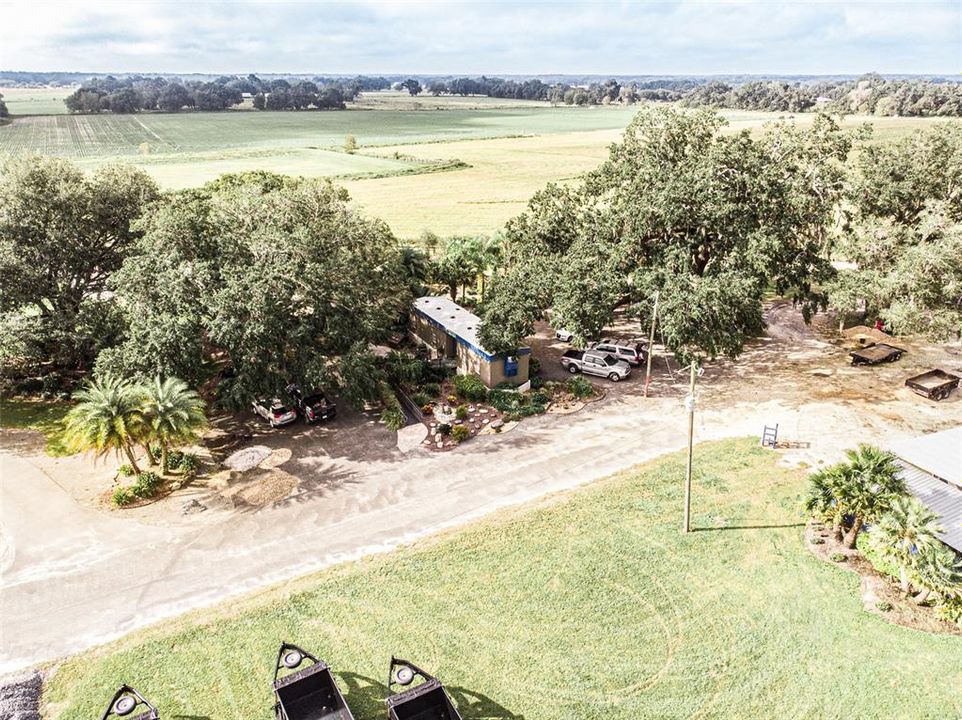 Activo con contrato: $899,900 (4.92 acres)