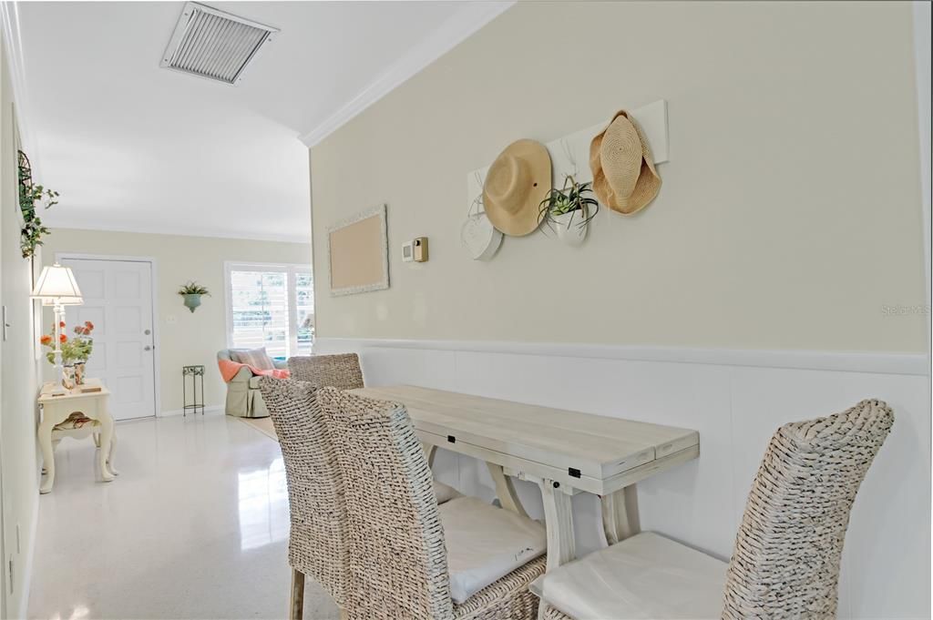 Recently Sold: $1,350,000 (2 beds, 2 baths, 945 Square Feet)